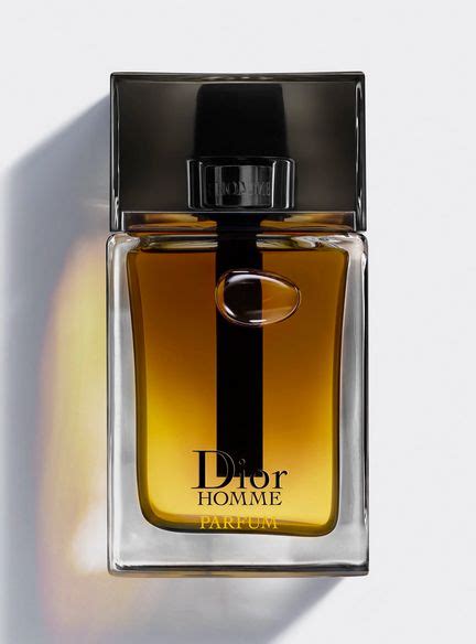 Profumi uomo 2021. Un profumo uomo Dior è per sempre 